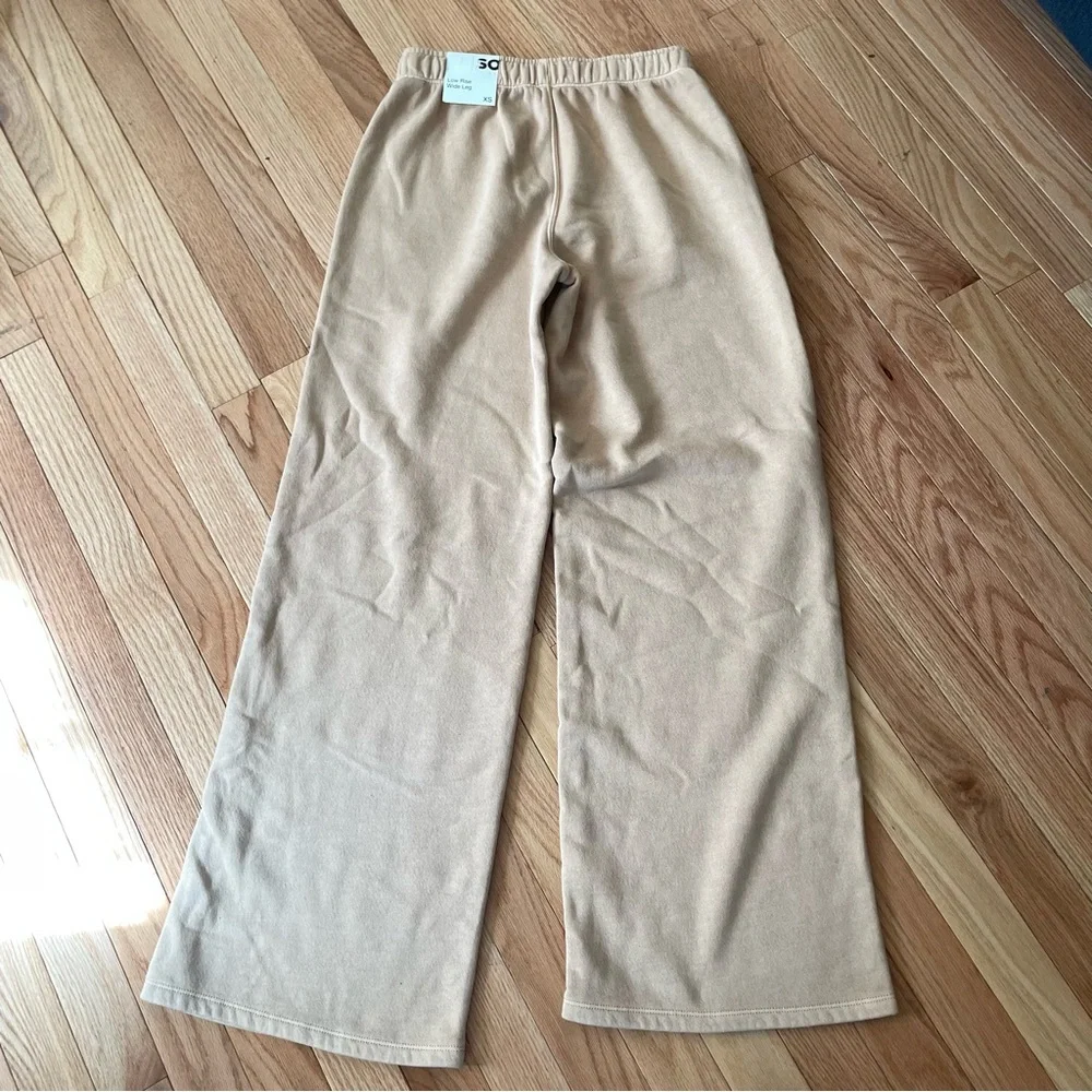 SO Beige Fleece Wide leg Sweatpants Womens XS Cozy Lounge Pants - Picture 3 of 4